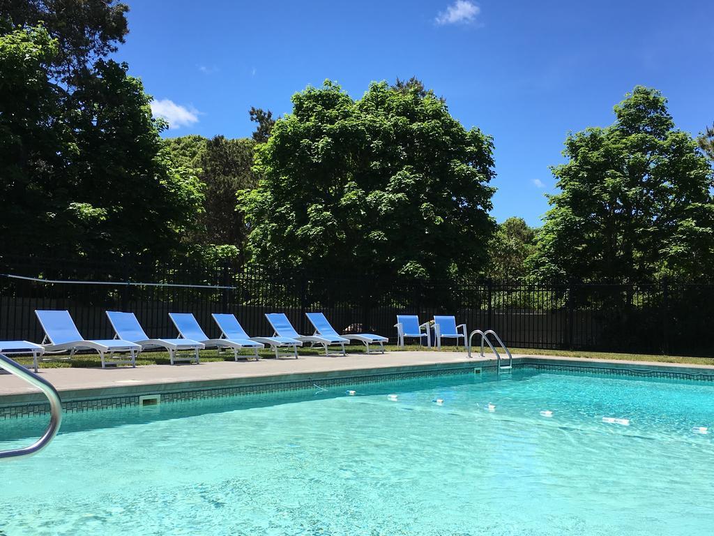 Chatham Seafarer Inn Bagian luar foto